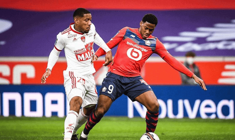 到他的下一 到他的下一