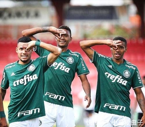 山口茜在香 山口茜在香